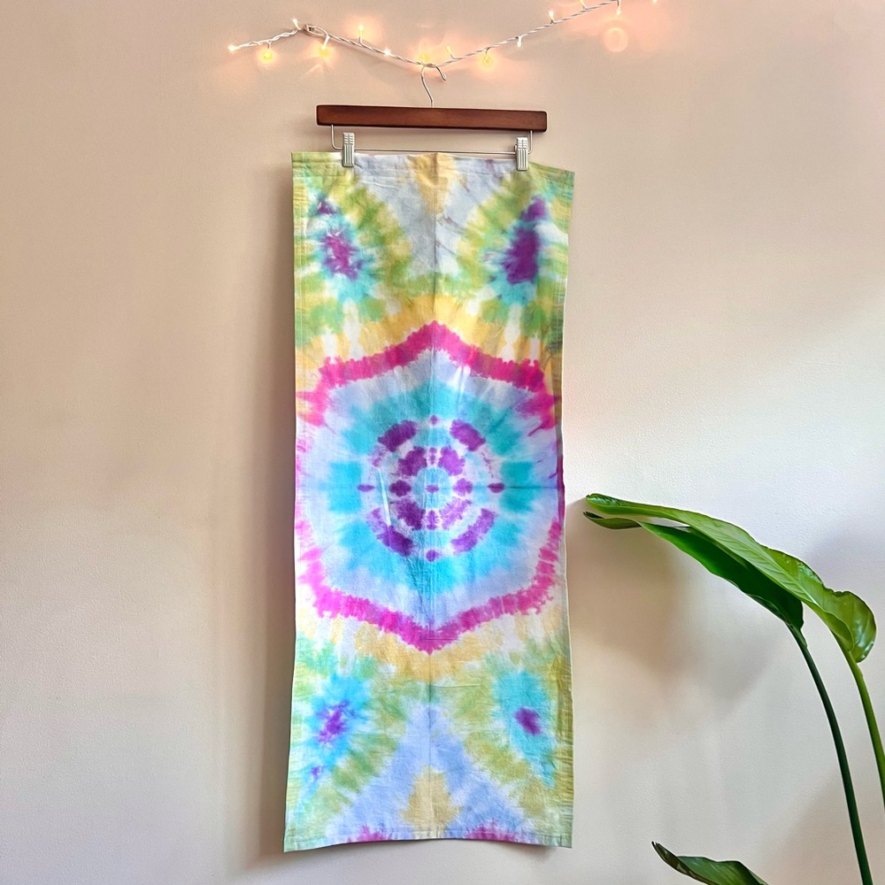 Tie Dye Tapestry Banner #1